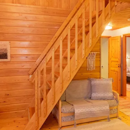 Pesaekolo By Interhome Kiviperä